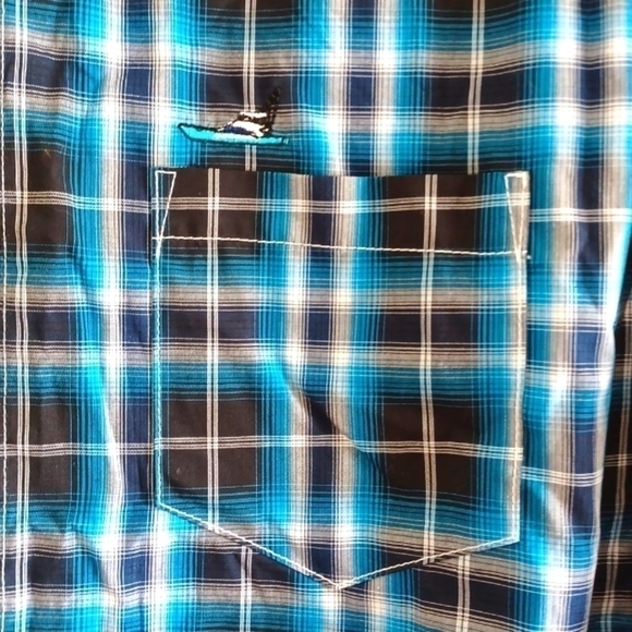 JARRETT Bay Casual Button Shirt. - Picture 2 of 4